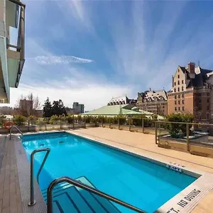 https://spacious-downtown-2-bedroom-condo-with-pool-and-air.hotels-victoria.net